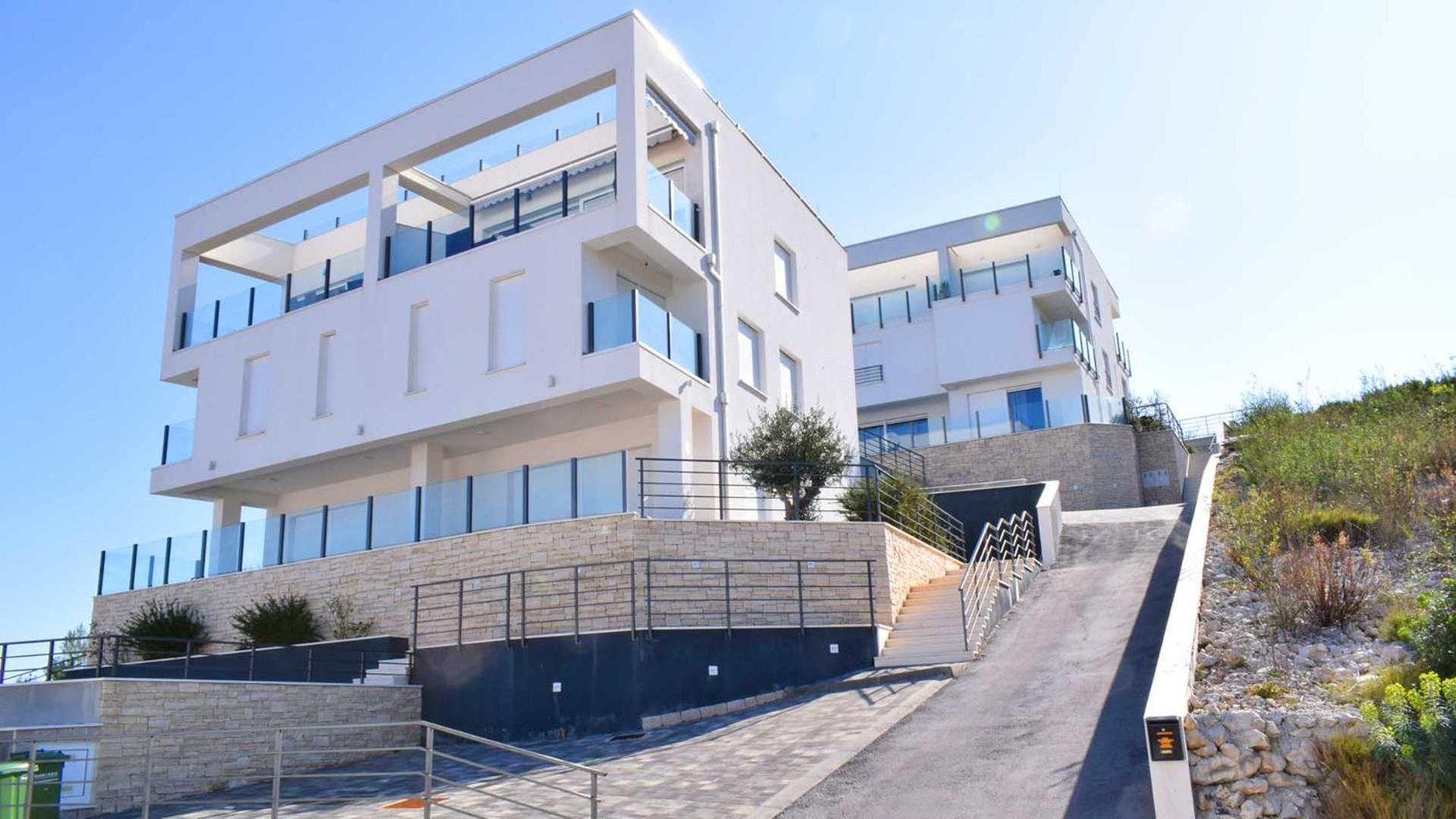 Apartment Solis Okrug Gornji โตรกีร์ ภายนอก รูปภาพ