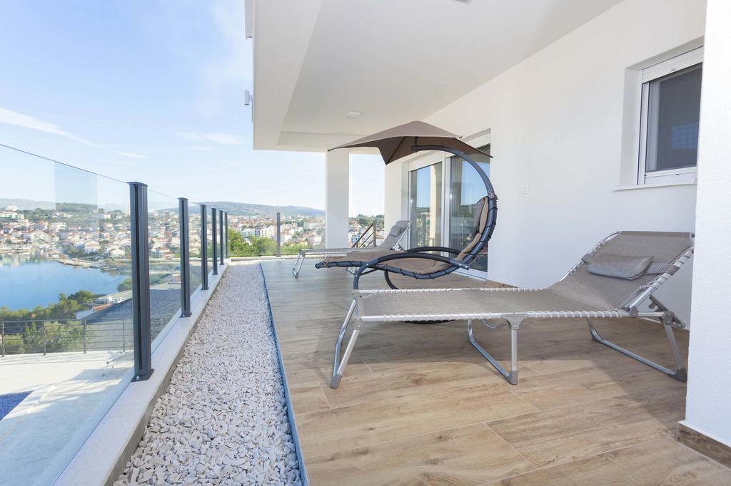 Apartment Solis Okrug Gornji โตรกีร์ ภายนอก รูปภาพ