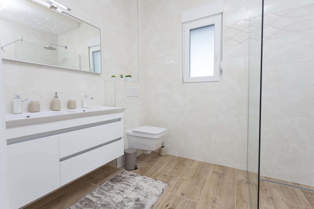 Apartment Solis Okrug Gornji โตรกีร์ ภายนอก รูปภาพ