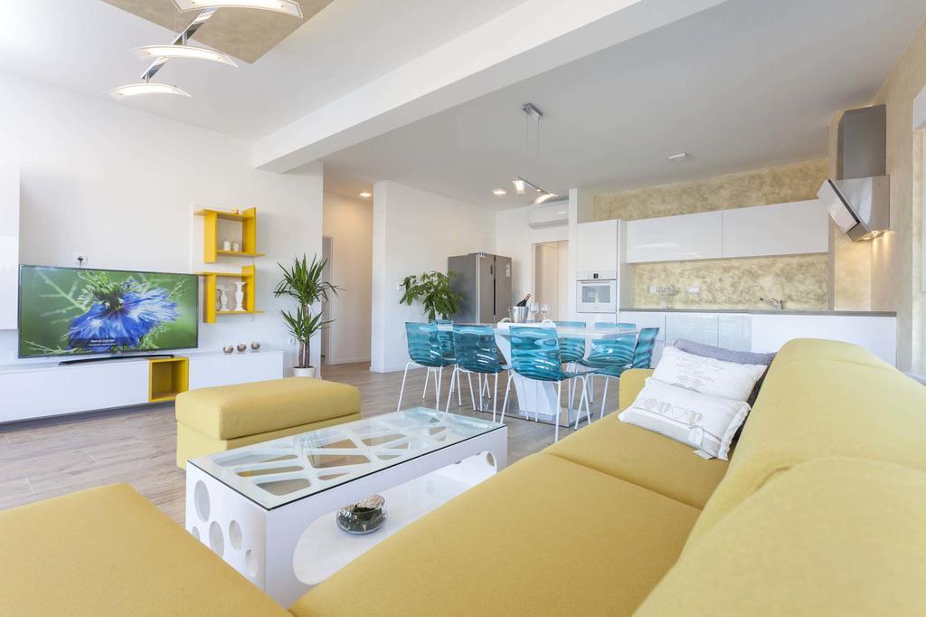 Apartment Solis Okrug Gornji โตรกีร์ ภายนอก รูปภาพ